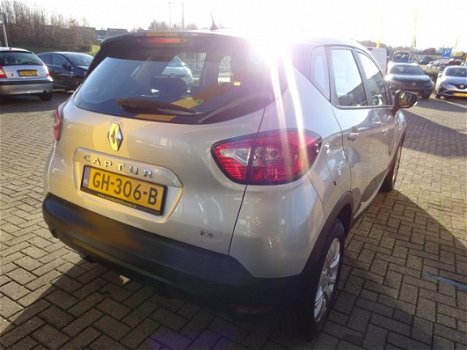 Renault Captur - TCe 90PK EXPRESSION Two Tone/All Season Banden/Key Less - 1