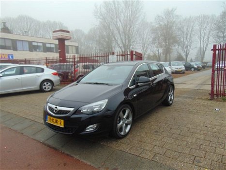 Opel Astra - 1.6 ECOTEC 85KW 5-D Cosmo - 1