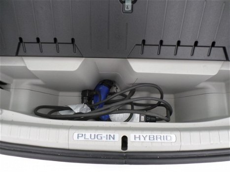 Toyota Prius - 1.8 Plug-In Hybrid 136PK Aut Aspiration - 1