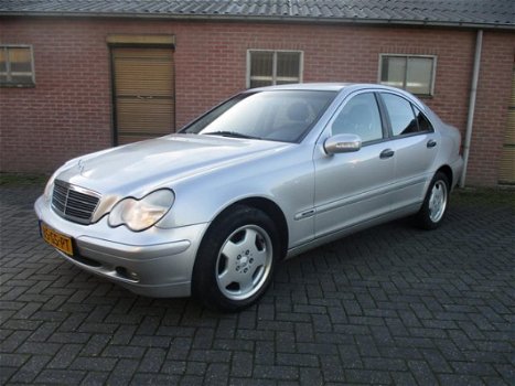 Mercedes-Benz C-klasse - 180 Elegance - 1