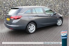 Opel Astra - Business Dab+ adapt cruise AGR