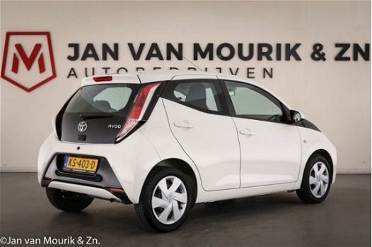 Toyota Aygo - 1.0 VVT-i x-play | AIRCO | BLUETOOTH | CAM | LED DAGRIJ - 1