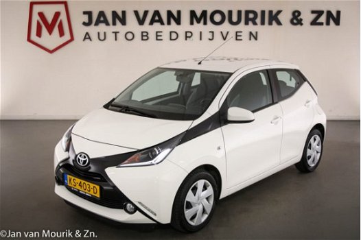 Toyota Aygo - 1.0 VVT-i x-play | AIRCO | BLUETOOTH | CAM | LED DAGRIJ - 1