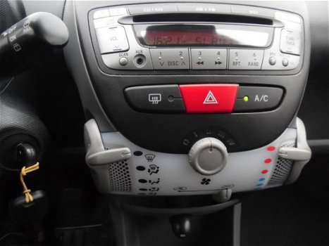 Toyota Aygo - 1.0 12v VVT-i Cool airco NAP PAS 1e eign - 1