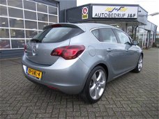Opel Astra - 1.6 Sport / NAV/ 84.420km / 1e Eigenaar