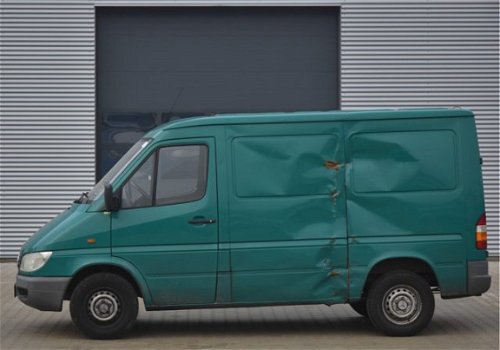 Mercedes-Benz Sprinter - 208 CDI 2.2 300 - 1