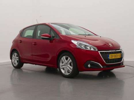 Peugeot 208 - 1.2 82pk Signature | Navigatie | Parkeersensoren | Airco | - 1