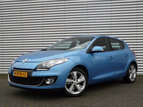 Renault Mégane - 1.2TCe 115PK. Collection. Navi. Key Less. Led - 1