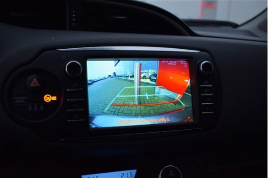 Toyota Yaris - 1.5 Hybrid Active Automaat 100pk | Cruise | Climate | Achteruitrijcamera | - 1