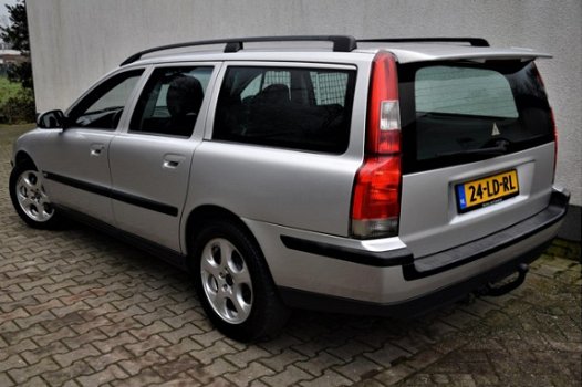 Volvo V70 - 2.4 Comfort Line 170pk - 1