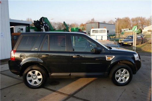 Land Rover Freelander - 3.2 v6 HSE 7500 ex btw - 1