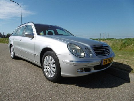 Mercedes-Benz E-klasse Combi - 200 K. Avantgarde Climate Control Navigatie APK 02-2020 - 1