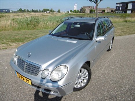 Mercedes-Benz E-klasse Combi - 200 K. Avantgarde Climate Control Navigatie APK 02-2020 - 1