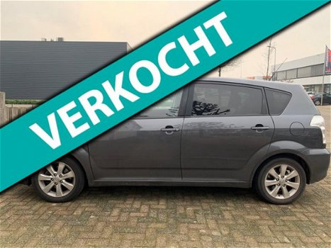 Toyota Verso - 1.8 VVT-i Luna Lederen Bekleding - 1