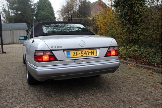 Mercedes-Benz E-klasse Cabrio - 200 Cabrio echt orginele nieuw staat net grote beurt en alles laten - 1