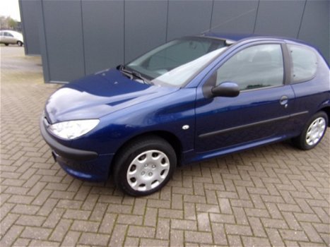 Peugeot 206 - 1.4 One-line - 1