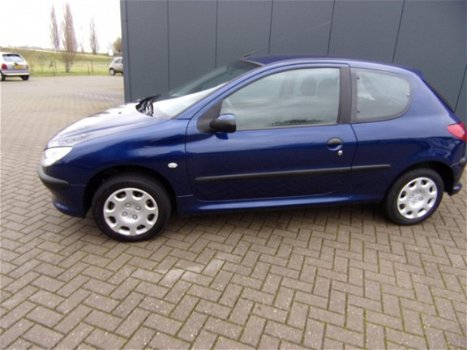 Peugeot 206 - 1.4 One-line - 1