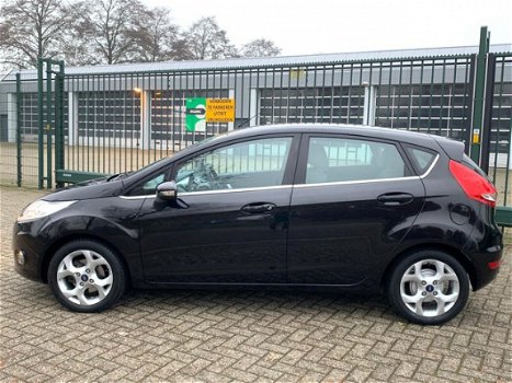 Ford Fiesta - 1.4 Titanium l CLIMA l PDC l STOELVERW l LMV - 1