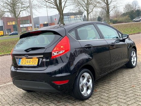 Ford Fiesta - 1.4 Titanium l CLIMA l PDC l STOELVERW l LMV - 1