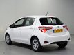 Toyota Yaris - 1.0 VVT-i Energy | Navigatie | - 1 - Thumbnail