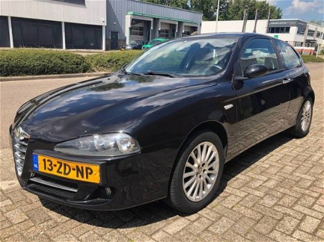 Alfa Romeo 147 - 1.6 T.Spark 16V Progression - 1