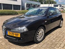 Alfa Romeo 147 - 1.6 T.Spark 16V Progression