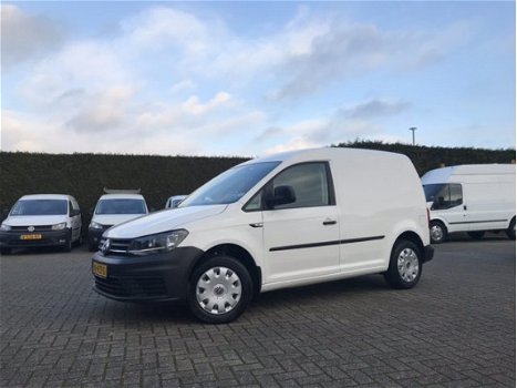 Volkswagen Caddy - 1.6 TDI / 1e EIGENAAR / FACELIFT / PARKEERSENSOREN / ELEK. PAKKET / SCHUIFDEUR - 1