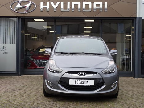 Hyundai ix20 - 1.4 i-Motion * NAVIGATIE / 37571 km - 1