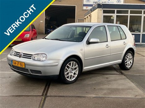 Volkswagen Golf - 2.3 V5 Highline/Automaat/Clima/CruiseC - 1