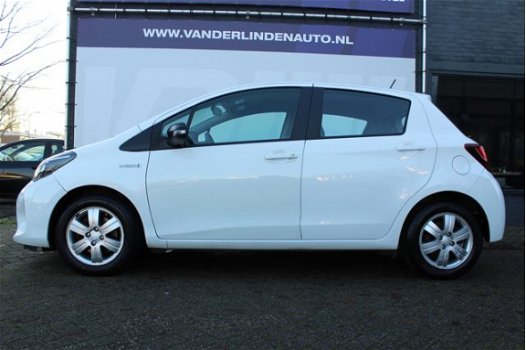 Toyota Yaris - 1.5 HYBRID 100PK AUTOMAAT, Climate, stoelverwarming - 1