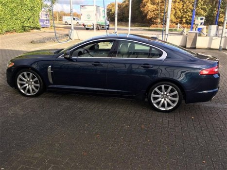 Jaguar XF - 2.7D V6 Premium Luxury - 1