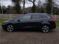 Kia Cee'd - 1.0 T-GDI GT-LINE 120PK ZEER COMPLEET/ ZEER SPORTIEF