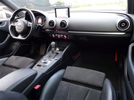Audi A3 Limousine - 1.8 TFSI Sedan Automaat S-Line pano B&O Matrix Led Xenon 19