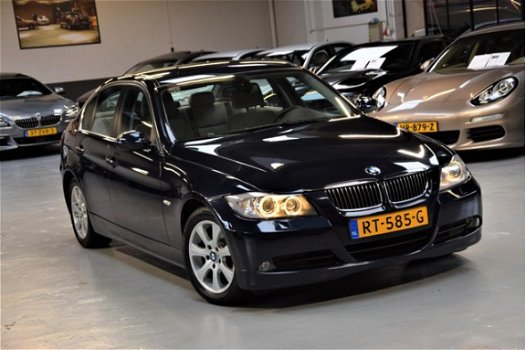 BMW 3-serie - 325i *Executive* Automaat, 6-cill, Xenon, Dealer onderhouden, stoelverwarming - 1