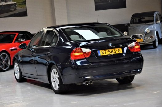 BMW 3-serie - 325i *Executive* Automaat, 6-cill, Xenon, Dealer onderhouden, stoelverwarming - 1