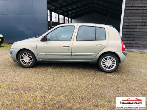 Renault Clio - 1.6 16V Dynamique Comfort - 1