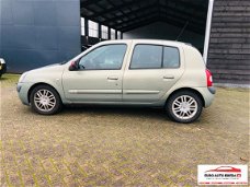 Renault Clio - 1.6 16V Dynamique Comfort