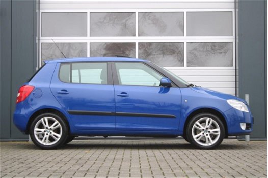 Skoda Fabia - 1.9 TDI Sport 5 drs Clima/Cruise/Elek.Ramen/C.V/PDC/Schuifdak/LMVelgen/Dealeronderhoud - 1