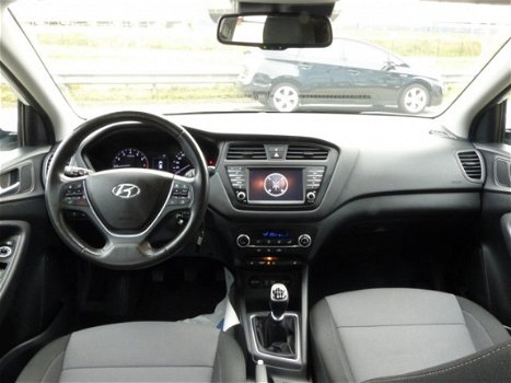 Hyundai i20 - Go , Clima, Cruis, NAVI, Startstop, LMV, Camera, Inruil Mog - 1