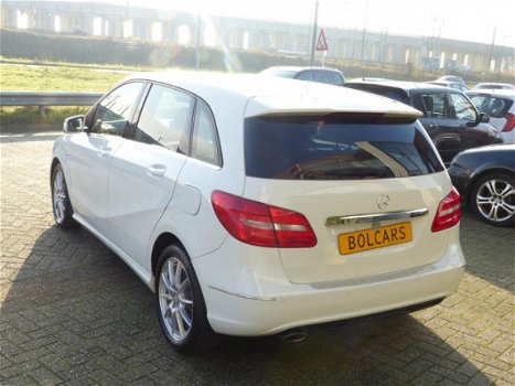 Mercedes-Benz B-klasse - 180 Ambition , Nieuw Mod., NAVI, Cruis, Inruil mog, - 1