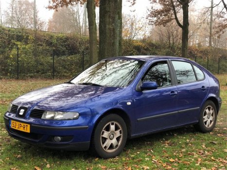 Seat Leon - 1.6-16V Sport airco sportvelgen 2002 nieuwe apk NAP - 1