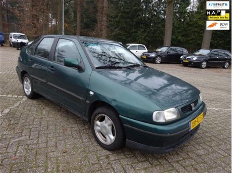 Seat Cordoba - 1.6i Vigo *apk:12-2020* stuurbekrachtiging - 1