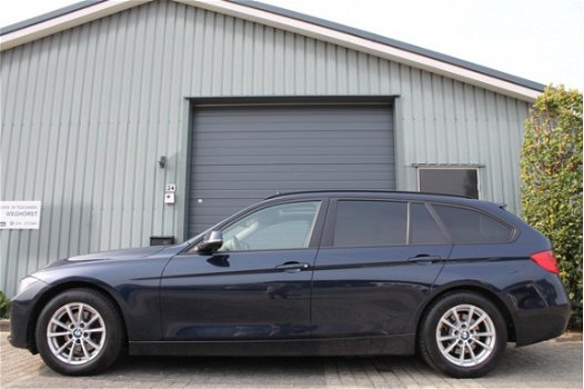 BMW 3-serie Touring - 318d High Executive Navi.Pdc.Leer.M-interieur.Clima - 1