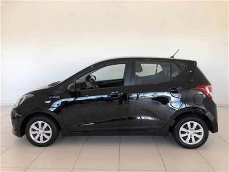 Hyundai i10 - 1.0i i-Motion Comf. | Climate | Cruise | € 1.000, - Slooppremie - 1