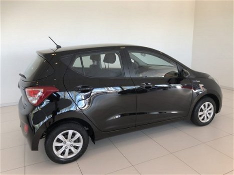 Hyundai i10 - 1.0i i-Motion Comf. | Climate | Cruise | € 1.000, - Slooppremie - 1