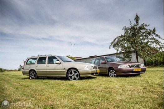 Volvo V70 - 2.5 Luxury-Line - 1