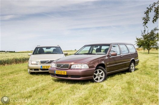 Volvo V70 - 2.5 Luxury-Line - 1