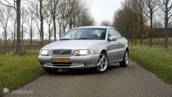 Volvo C70 Coupé - 2.0 T Tourer aut. aparte uitvoering - 1