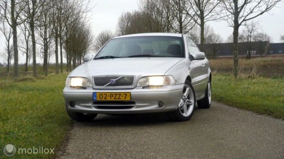 Volvo C70 Coupé - 2.0 T Tourer aut. aparte uitvoering - 1