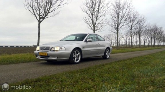 Volvo C70 Coupé - 2.0 T Tourer aut. aparte uitvoering - 1